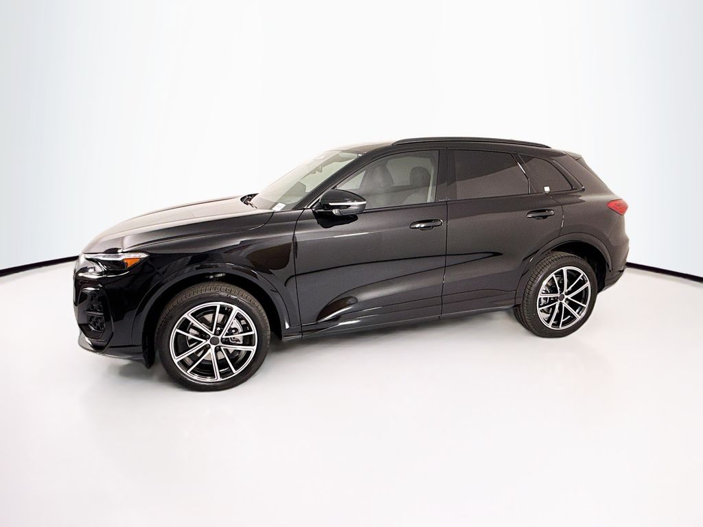 Thumbnail: 2026 Audi Q5 - 8