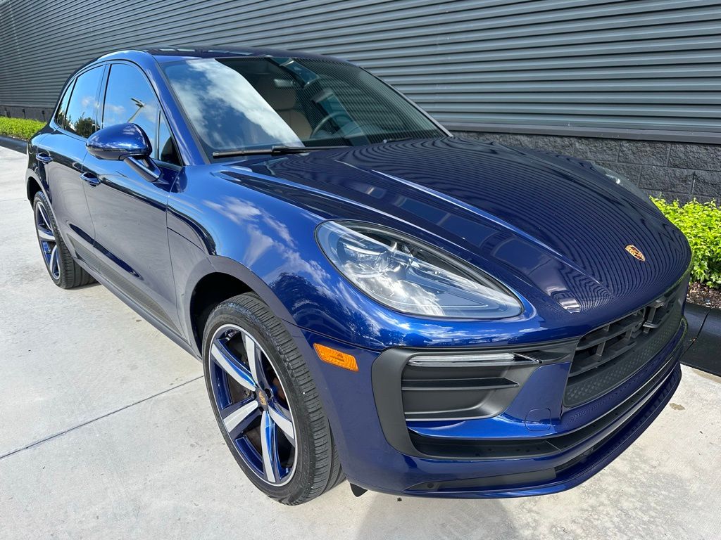 Thumbnail: 2023 Porsche Macan - 11
