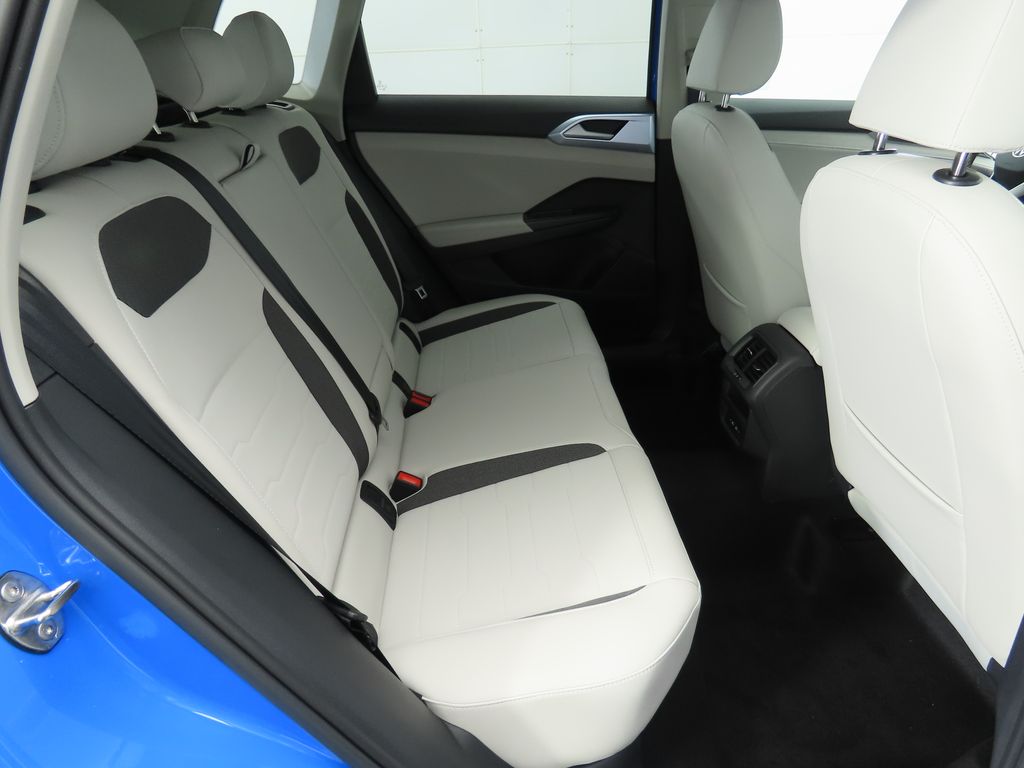 Thumbnail: 2026 Volkswagen Taos - 22