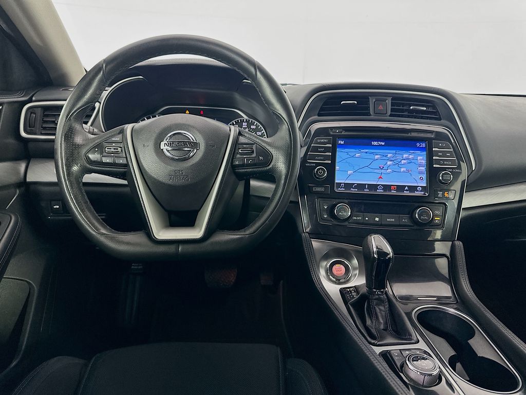 Thumbnail: 2017 Nissan Maxima - 22
