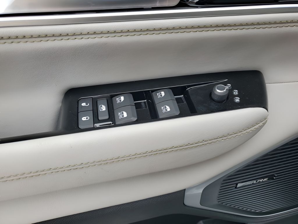 New 2026 White Jeep  image 29