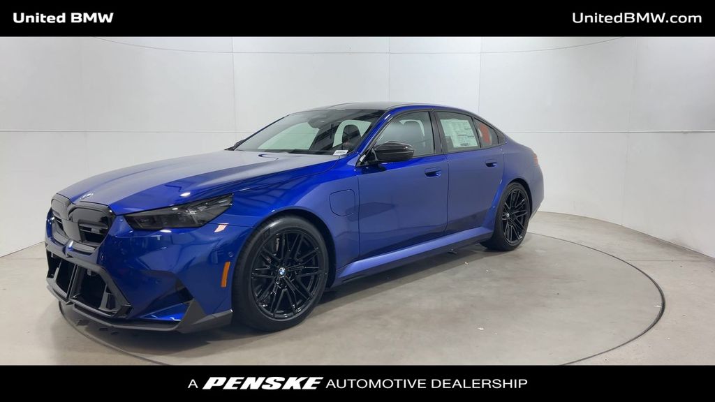 Thumbnail: 2026 BMW M5 - 4