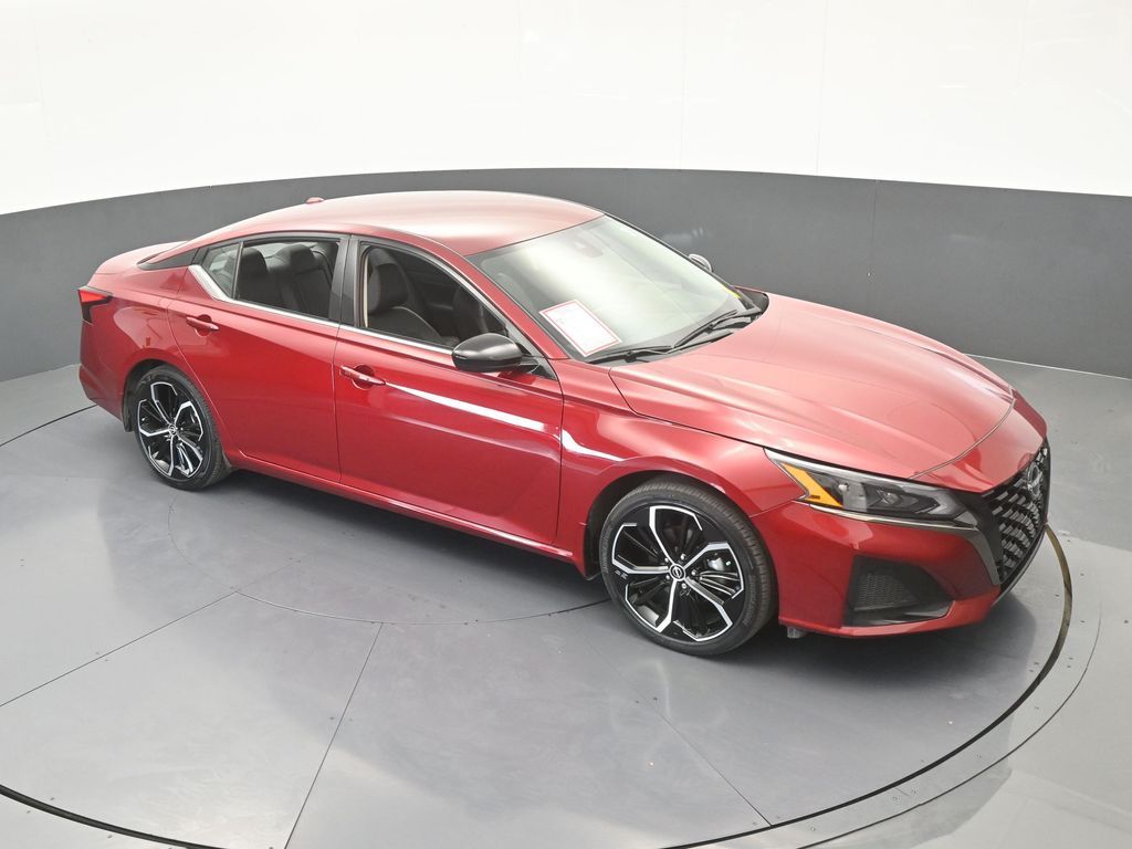 Used 2024 Scarlet Ember Nissan 2.5 SR image 52