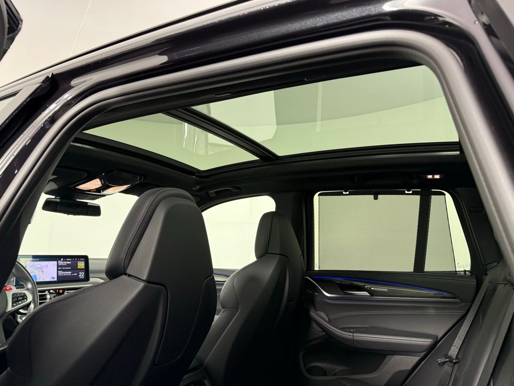 Thumbnail: 2022 BMW X3 - 22