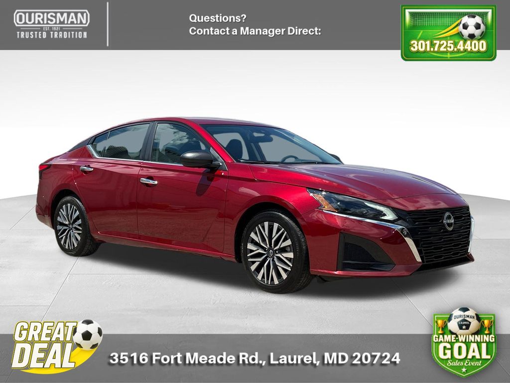 Red (Scarlet) 2025 Nissan Altima 2.5 SV FWD Sedan Front-Wheel Drive Continuously Variable Transmission