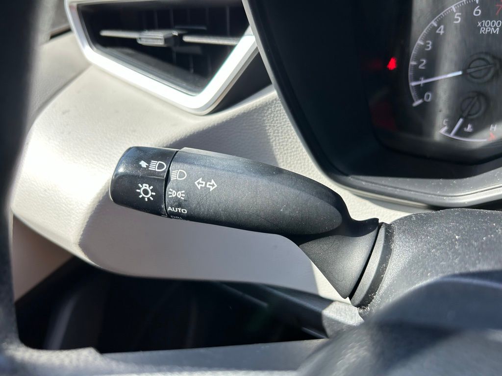 Thumbnail: 2022 Toyota Corolla - 21