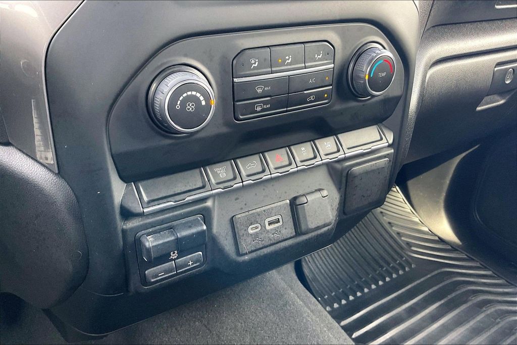 Used 2022 Chevrolet Silverado 2500HD Custom 4D Crew Cab