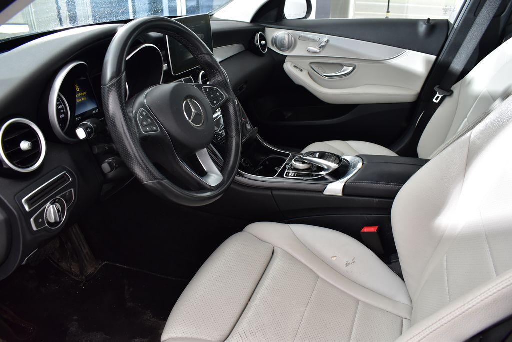 2016 Mercedes-Benz C-Class C 300 11