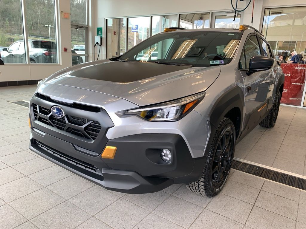 View vehicle photo 2