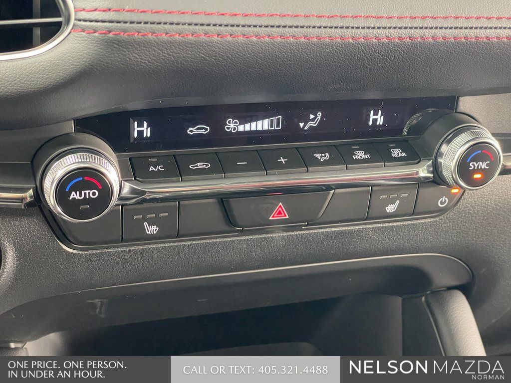 2026 Mazda Mazda3 Carbon Edition - Photo 32