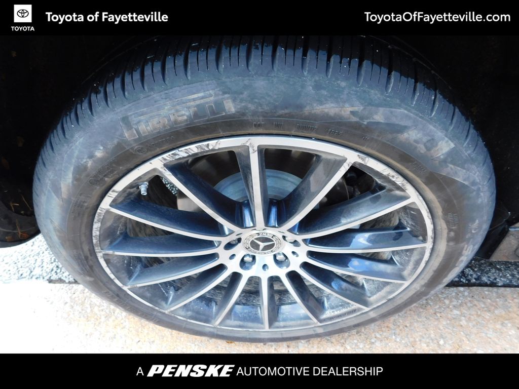 Thumbnail: 2023 Mercedes-Benz GLE - 9