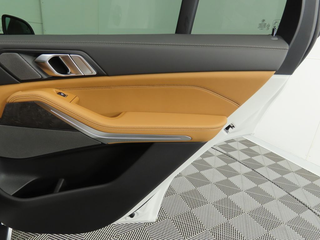 Thumbnail: 2026 BMW X5 - 27