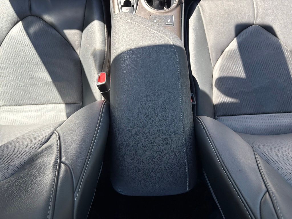2023 Toyota Camry Hybrid XSE