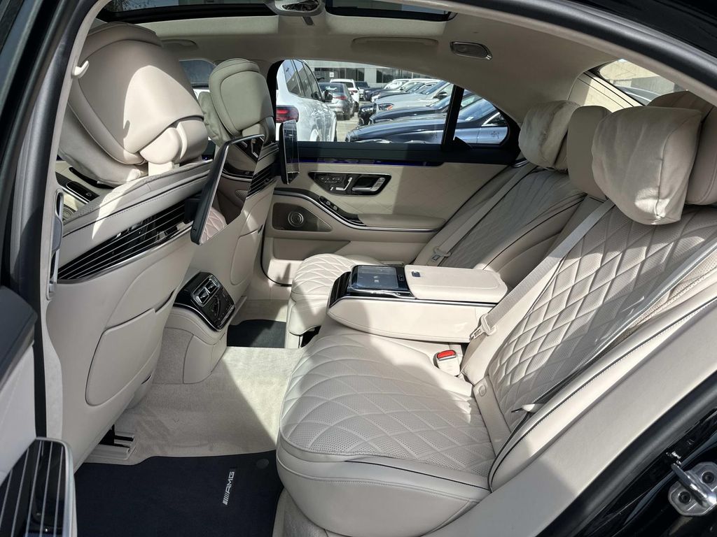 Thumbnail: 2026 Mercedes-Benz S-Class - 18