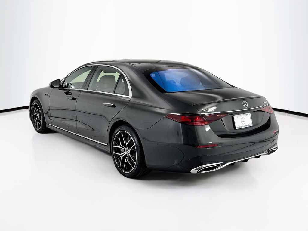 Thumbnail: 2027 Mercedes-Benz S-Class - 7