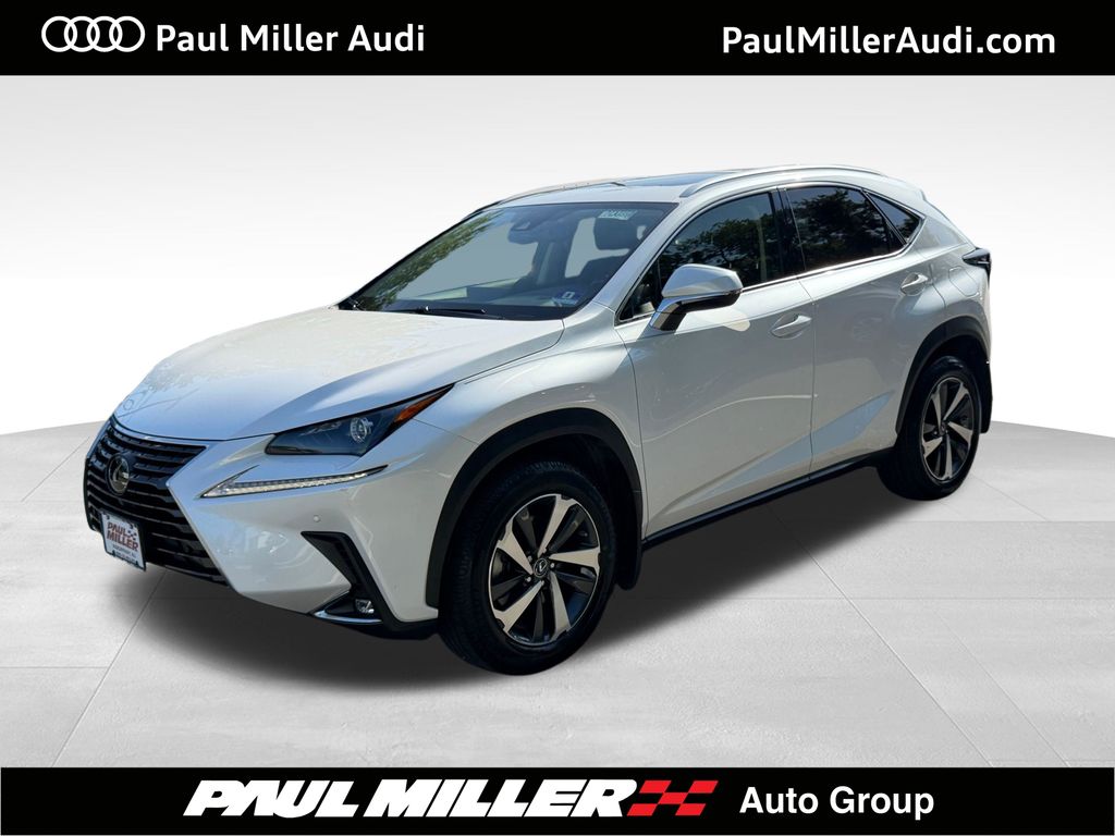 2020 Lexus NX Blanco (White Pearl) SUV/Crossover Tracción en las cuatro ruedas 6 velocidades Automática