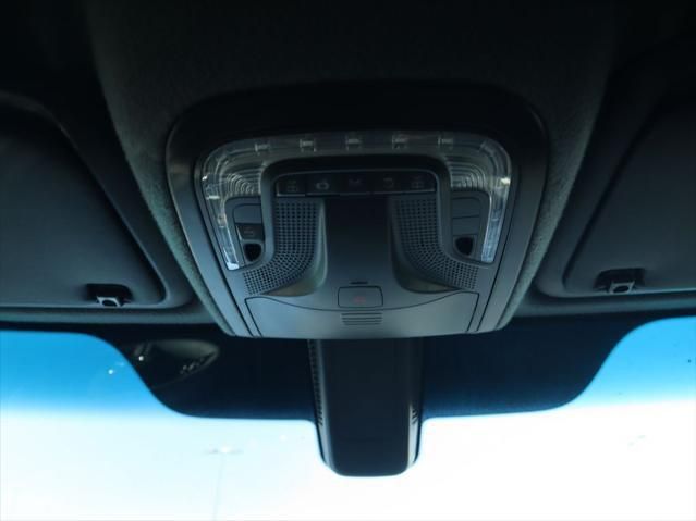 Thumbnail: 2026 Mercedes-Benz Sprinter - 16