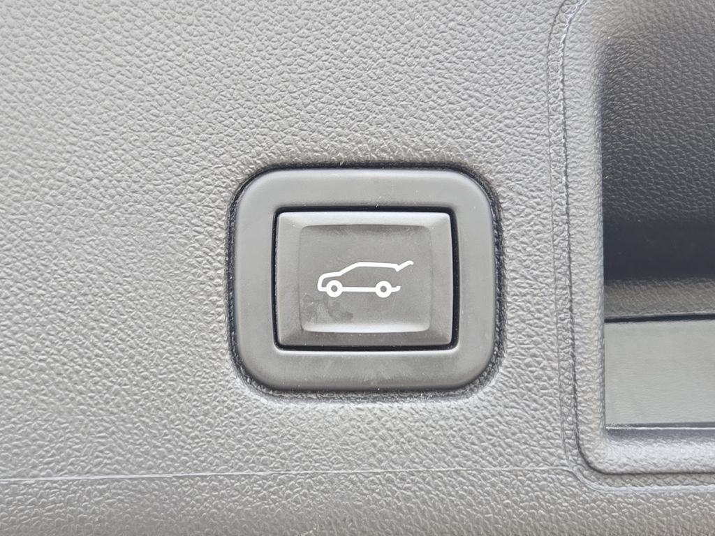 2024 GMC Terrain SLT - 11
