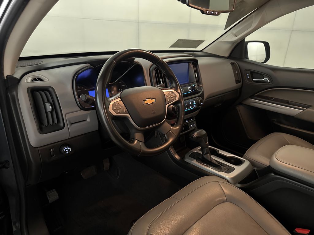 Used 2019 Gray Chevrolet LT image 5