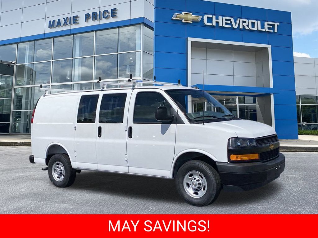 2025 Chevrolet Express 2500 Work Van HD's photo