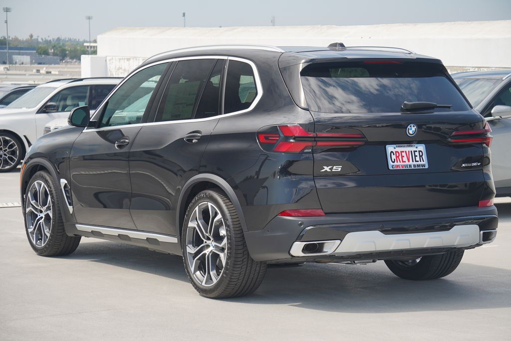 Thumbnail: 2026 BMW X5 - 8