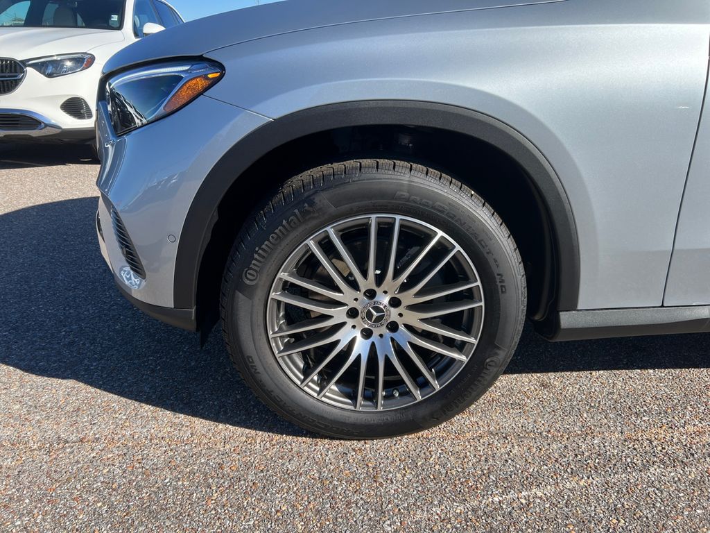 new 2026 Mercedes-Benz GLC car