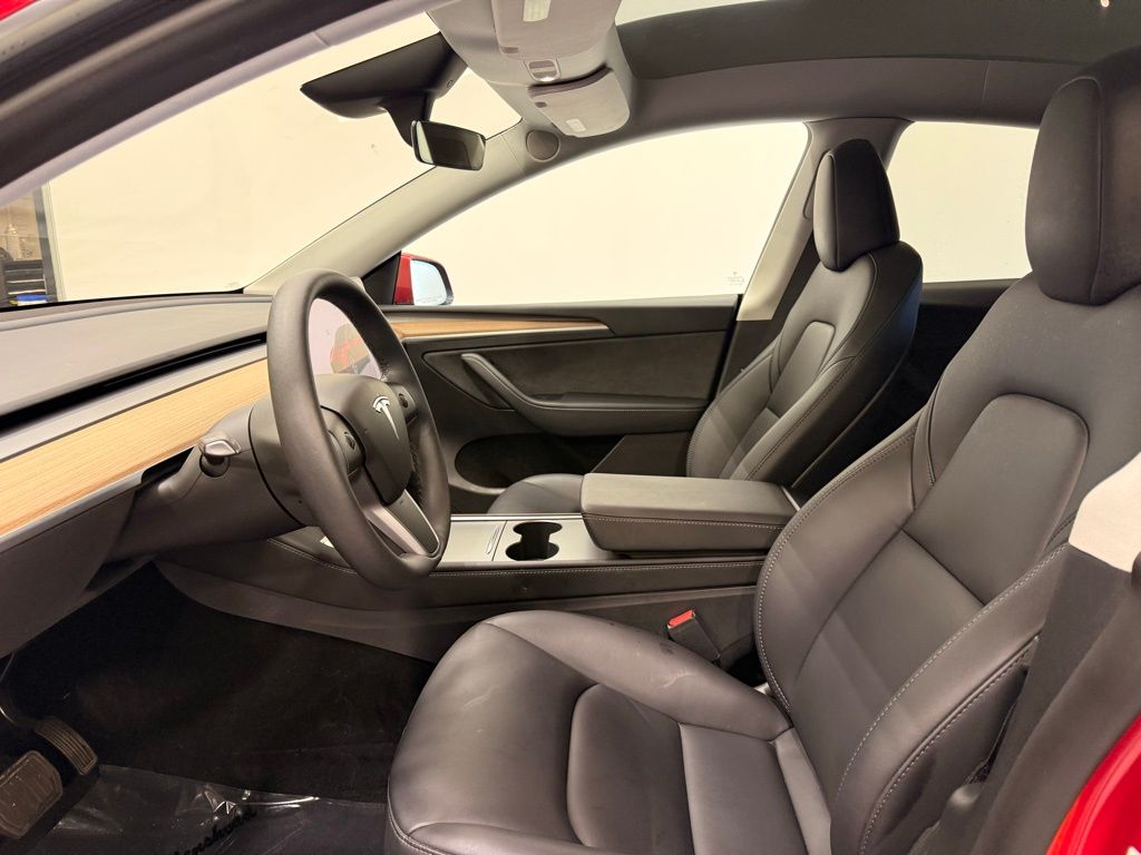 Thumbnail: 2023 Tesla Model Y - 10