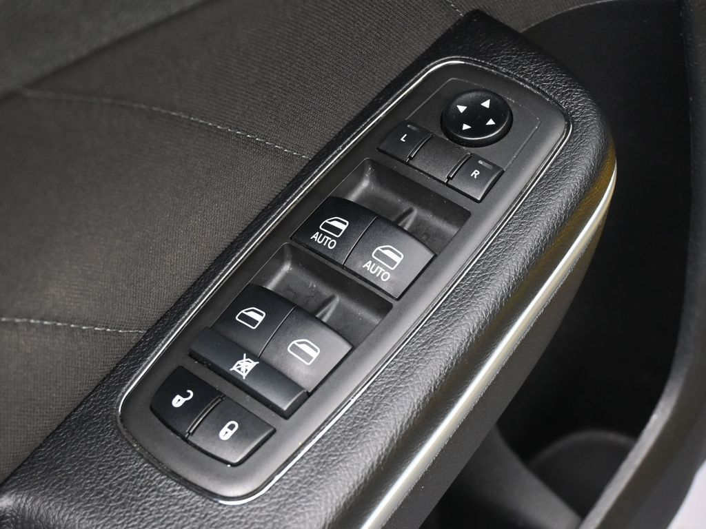 Used 2021 Gold Rush Pearlcoat Dodge R/T image 15