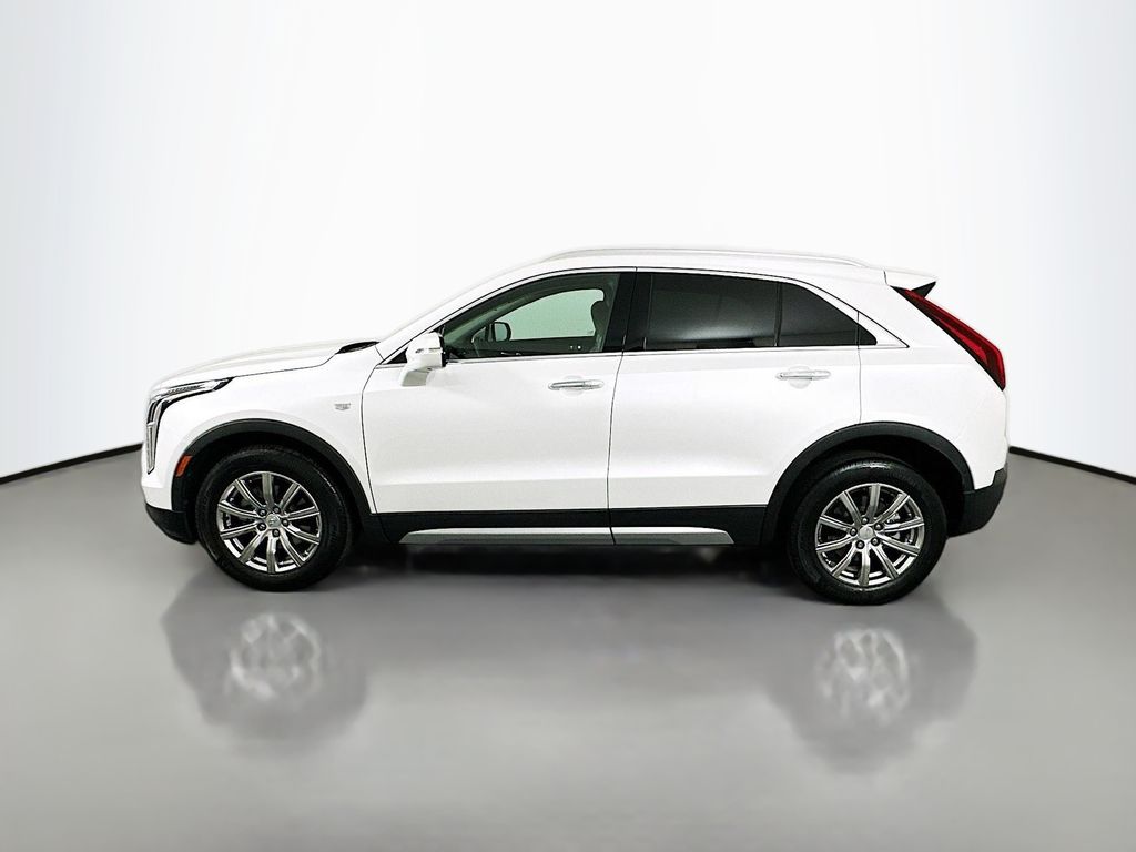 2022 Cadillac XT4 Premium Luxury 8