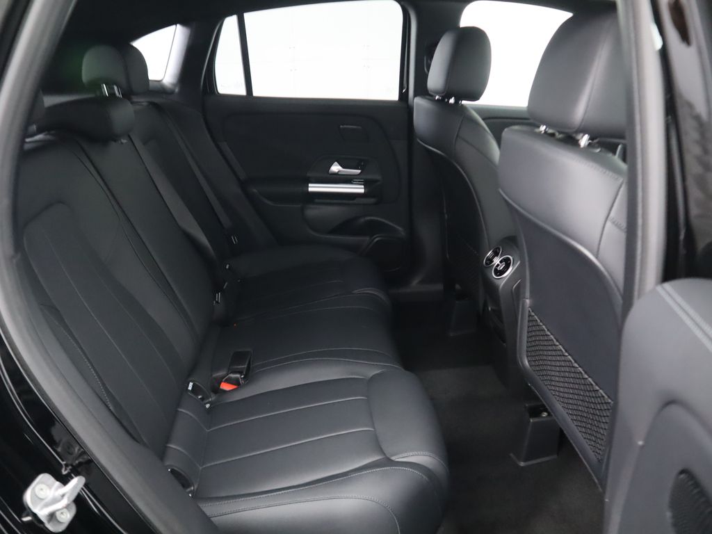 Thumbnail: 2025 Mercedes-Benz GLA - 24