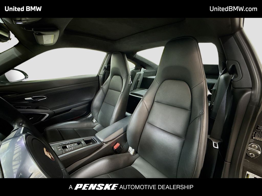 Thumbnail: 2014 Porsche 911 - 5