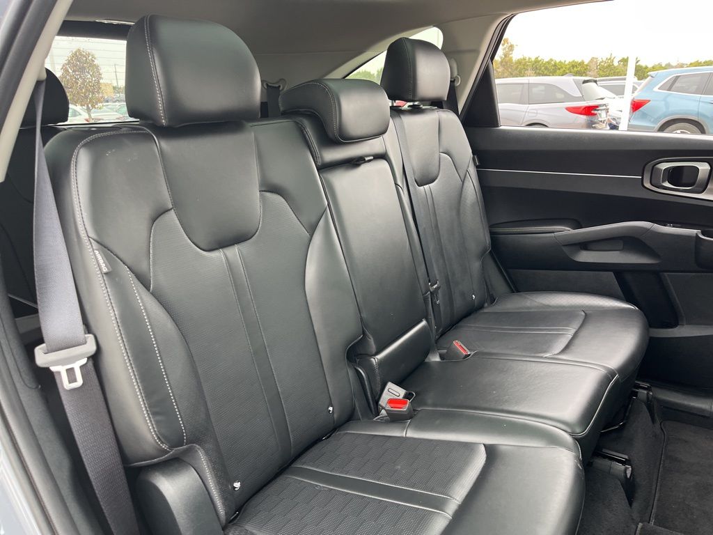 Thumbnail: 2024 Kia Sorento - 27