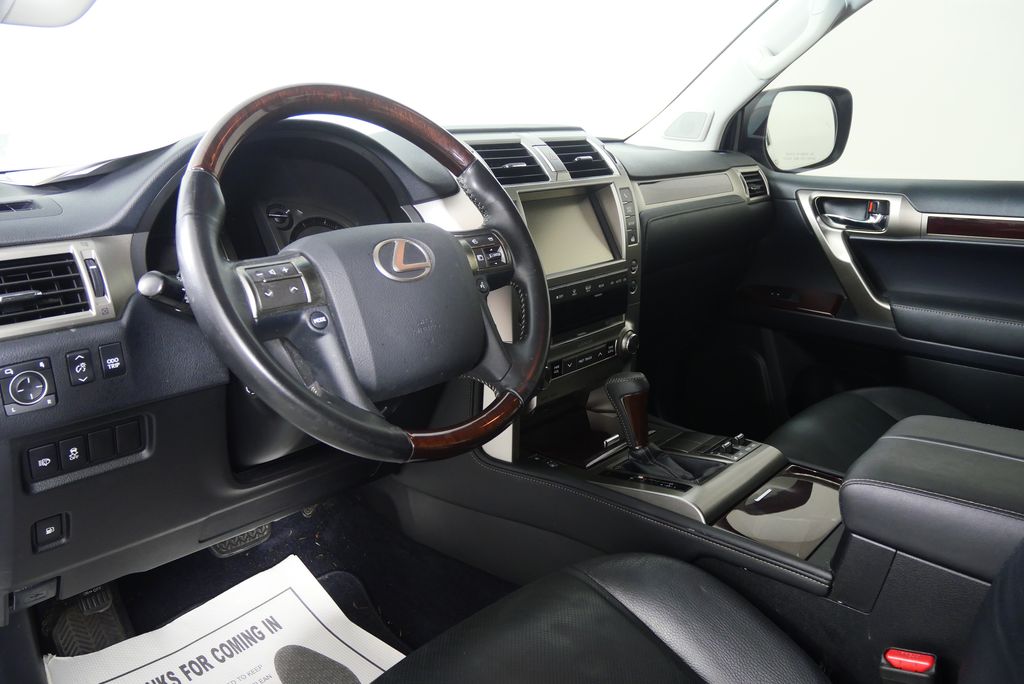2017 Lexus GX 460 12