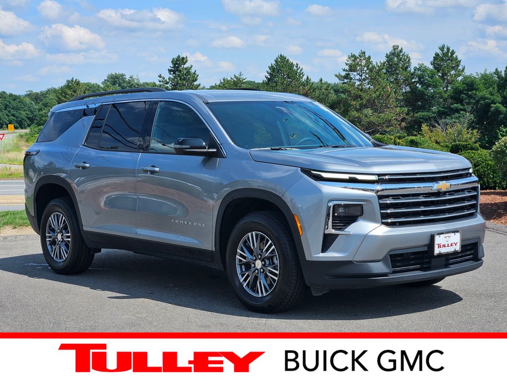 Sterling Gray Metallic 2026 Chevrolet Traverse SUV / Crossover Four-Wheel Drive 8-Speed Automatic