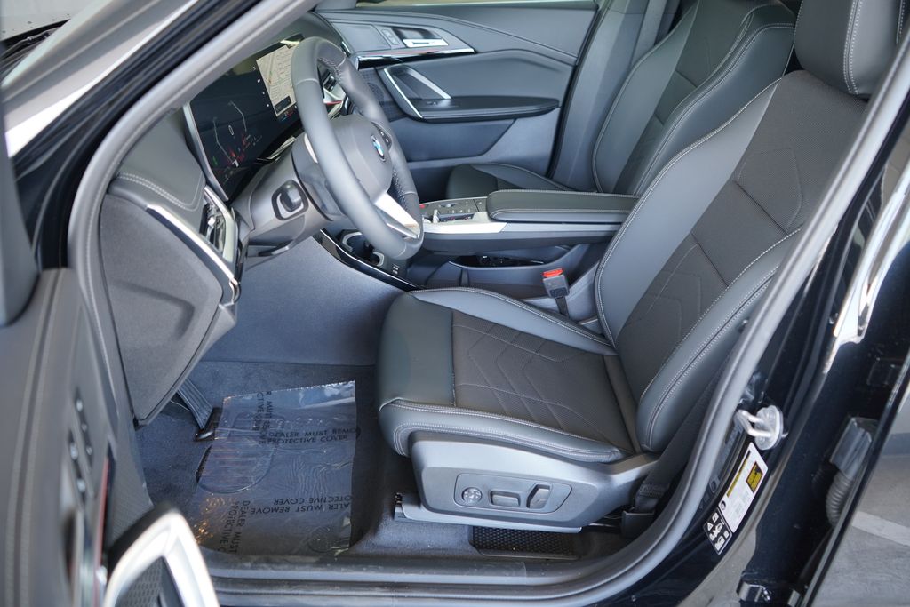 Thumbnail: 2026 BMW X1 - 11