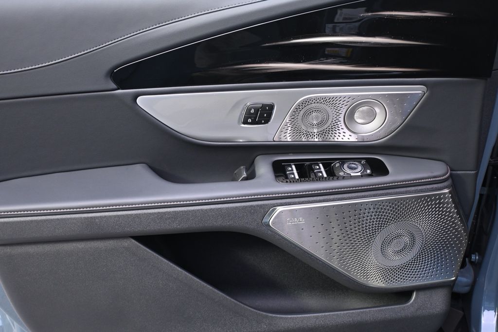 New 2026 Blue Lincoln Reserve image 22