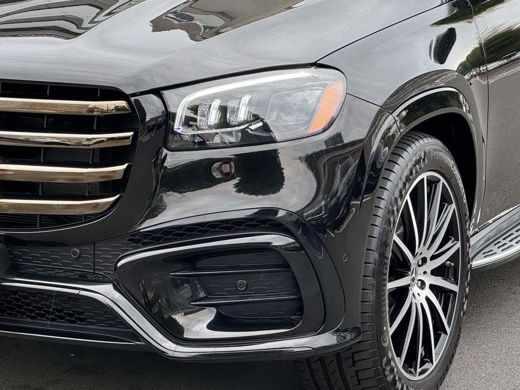 Thumbnail: 2024 Mercedes-Benz GLS - 2