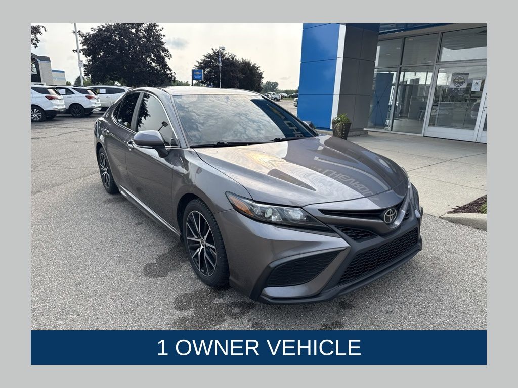 2021 Toyota Camry SE FWD