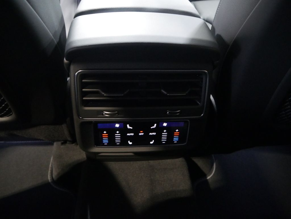 Thumbnail: 2026 Audi Q7 - 29