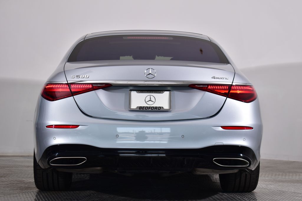 Thumbnail: 2022 Mercedes-Benz S-Class - 4