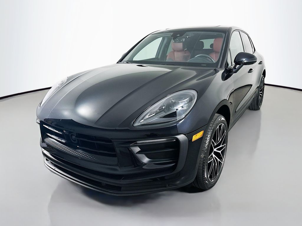 2025 Porsche Macan