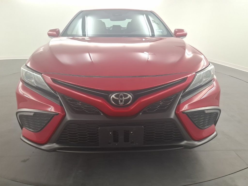 2024 Toyota Camry SE — photo 2