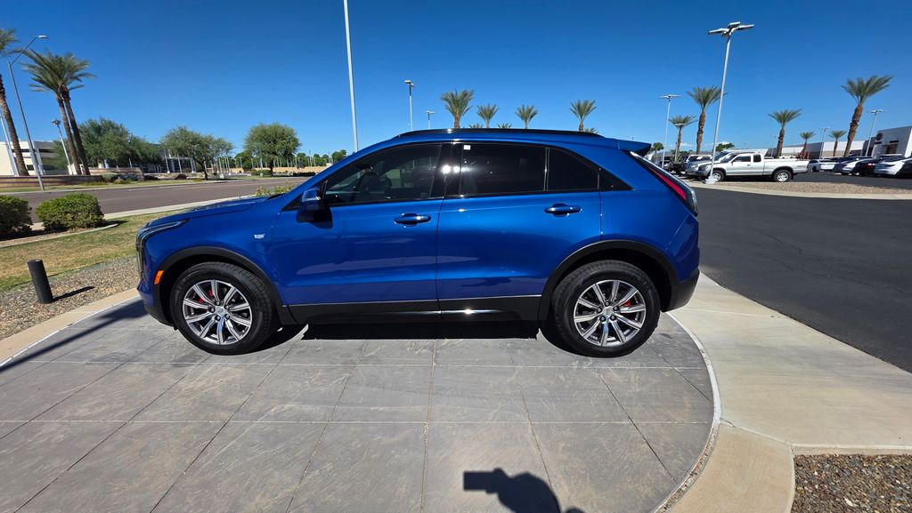 Thumbnail: 2021 Cadillac XT4 - 8