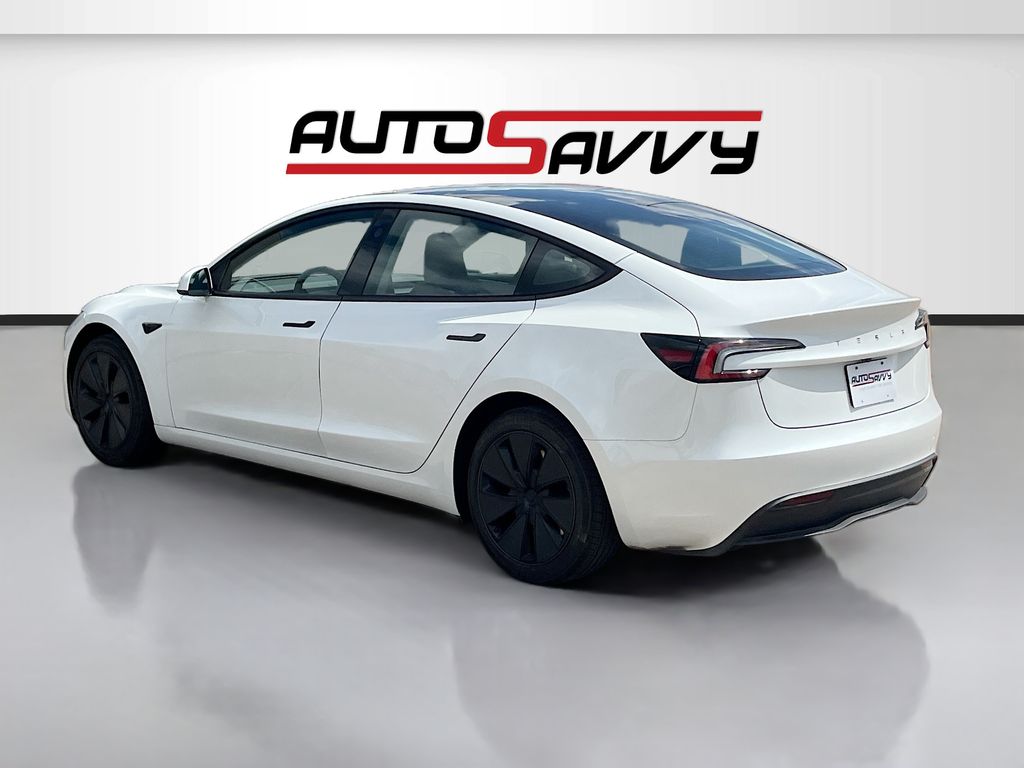 Used 2025 White Tesla Long Range image 5