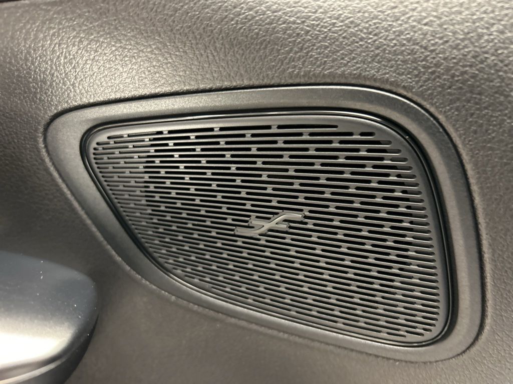 Thumbnail: 2026 Mercedes-Benz GLC - 22