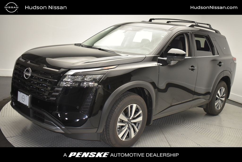Thumbnail: 2026 Nissan Pathfinder - 1