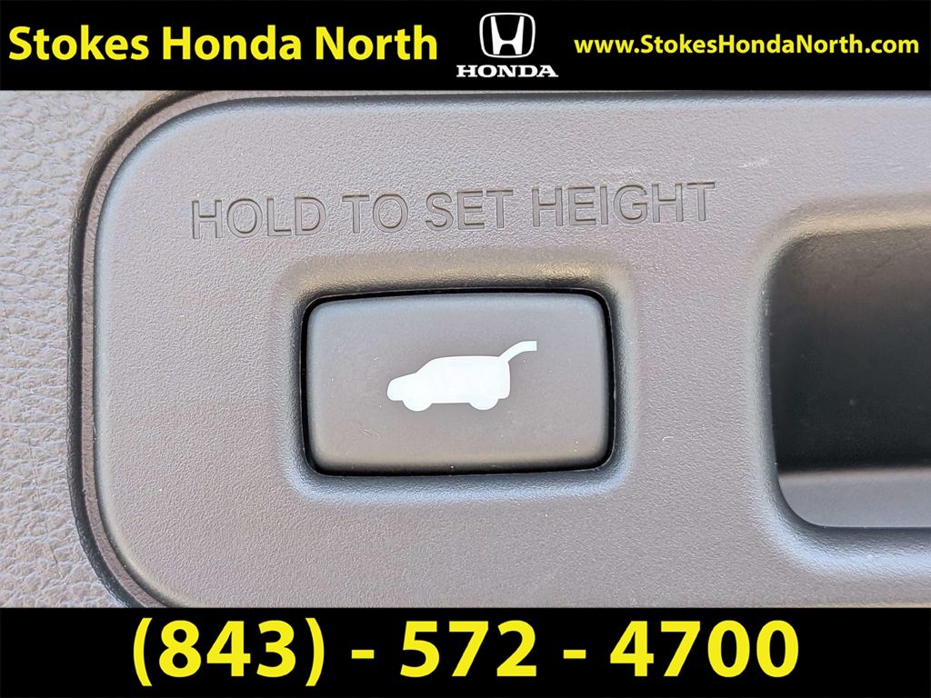Used 2025 Honda Odyssey Van