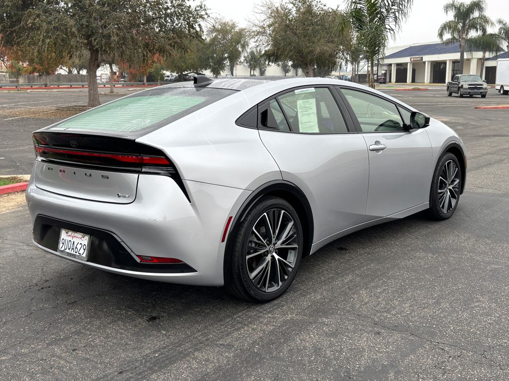 Thumbnail: 2025 Toyota Prius - 5