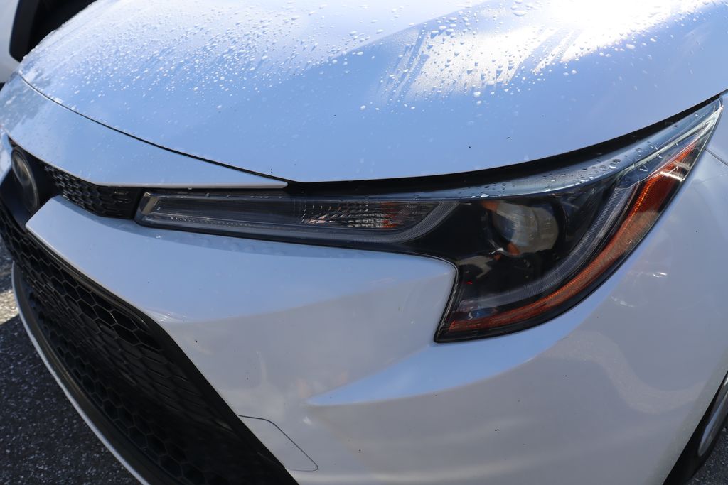 Thumbnail: 2021 Toyota Corolla - 3