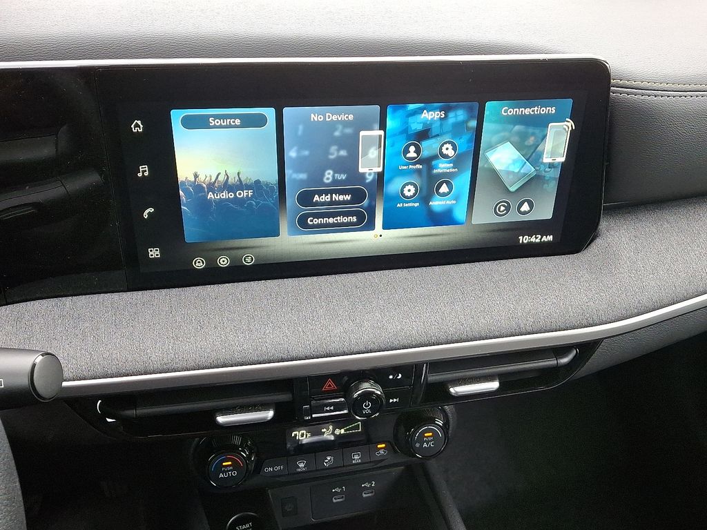 Thumbnail: 2026 Nissan Kicks - 7